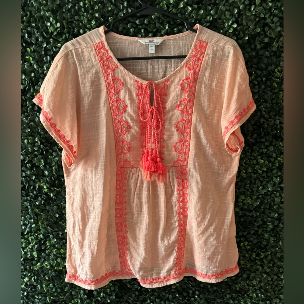 VINEYARD VINES TASSLE EMBROIDERED PEASANT TOP - Picture 2 of 8
